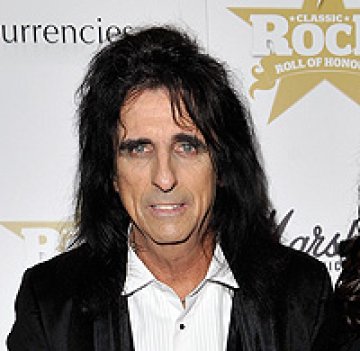 Alice Cooper: Искам след смъртта си да се върна като Тайгър Уудс на земята