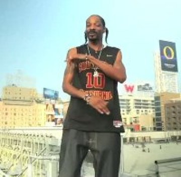 Snoop Dogg с видео към El Lay 