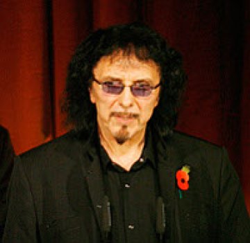 Tony Iommi издава биографична книга наесен