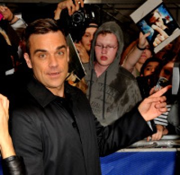 Robbie Williams има 30 готови песни за новия албум