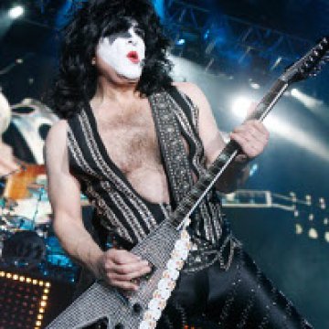 Пол Стенли от Kiss стана баща на 59