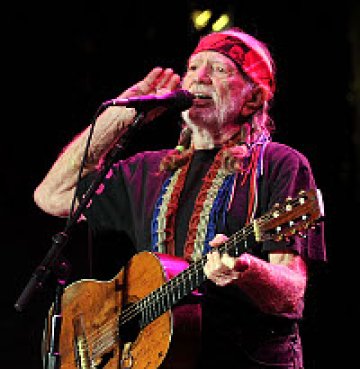 Willie Nelson с кавър на класика на Coldplay