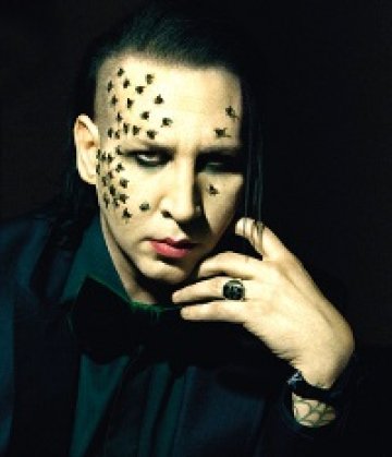 Marilyn Manson на корицата на италианския Vogue