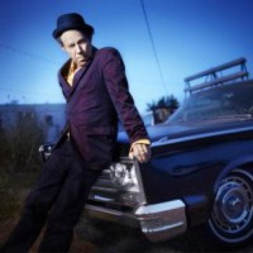 Tom Waits пуска новия си албум онлайн преди да бъде издаден