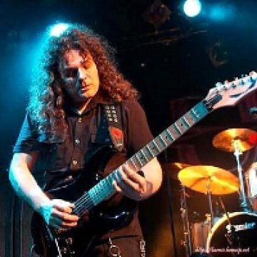 Vinnie Moore с два концерта у нас