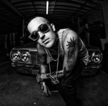 Рапърът Yelawolf кани Kid Rock във втория си сингъл (аудио)