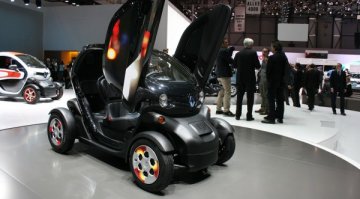 Renault Twizy се кара без книжка