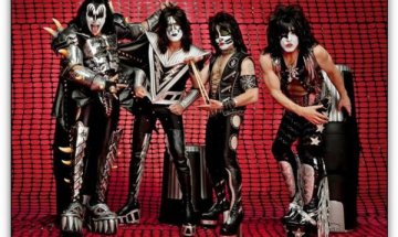  Kiss пускат Чудовището на свобода