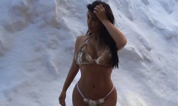 Ким Кардашиян показва пищни форми в снега