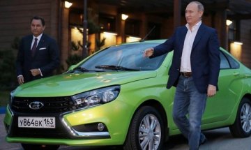 Новата Lada Vesta запали, Путин я хареса