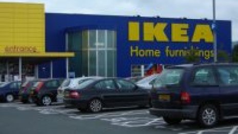 Няколко ранени в среднощна шопинг истерия в новооткрит магазин на Ikea