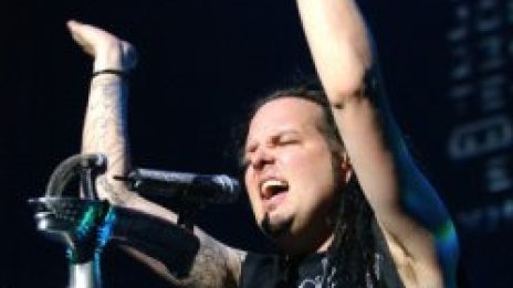 Korn отменят турне заради болест