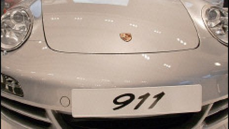 Австрийските полицаи не искат да карат Porsche 911 Carrera