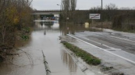 Бедствено положение в Старозагорско, няма ток и вода