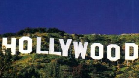 Продават земята до прочутия надпис „Hollywood“ за $22 млн.