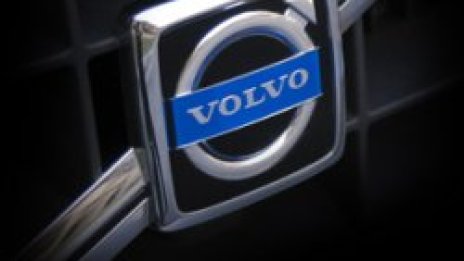 Volvo - поредният замесен в скандала „Петрол срещу храна“