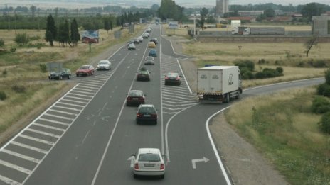 Сухи настилки и отлична видимост по пътищата