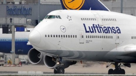 Проблем в сървър на Lufthansa предизвика хаос по летищата