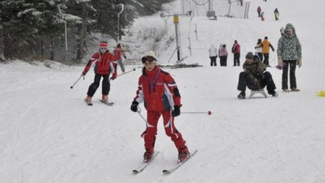 Кризата вероятно ще замрази цените на ски картите в зимните ни курорти