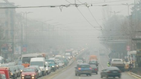 Пътищата в по-голямата част от страната са сухи