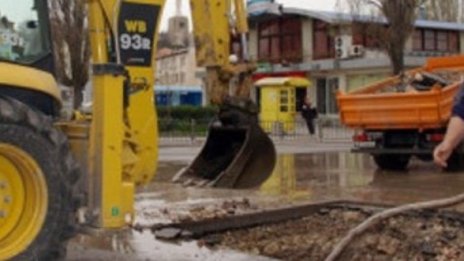 Временно спират водата в село Лозен