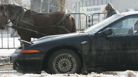 Фандъкова яхна метлата: глобява снегопочистващите фирми