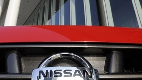 Nissan с дефект в педала на газта