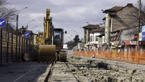 Затварят част от Ломско шосе до края на септември