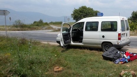 Пътищата в цялата страна са сухи