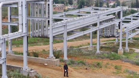 Цената на петрола се върна на едномесечно дъно