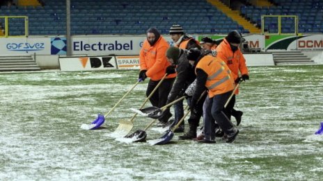 Бяла смърт за синята приказка в Европа