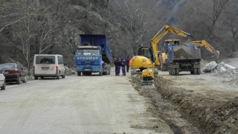 Отварят ремонтирания участък в Кресненското дефиле