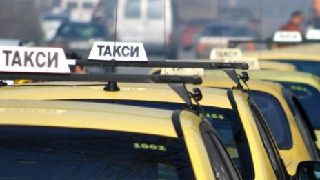 Простреляният таксиджия пръв нападнал опонента си