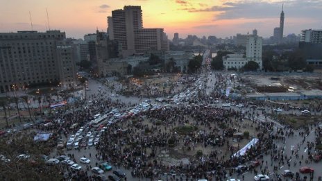 "Тахрир" се опразва. Хиляди протестиращи се изтеглят