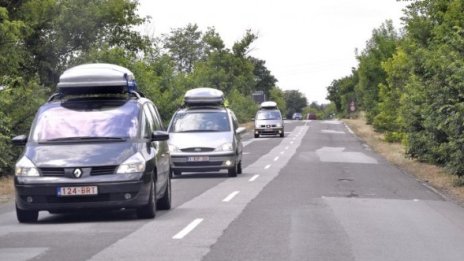 Нормална е пътната обстановка в страната