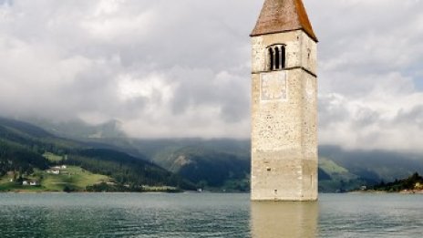 Чудеса под вода: потъналата църква