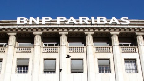 BNP Paribas съкращава 1400 служители