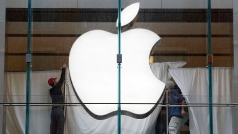 Apple обвинява Amazon в заблуждаваща реклама