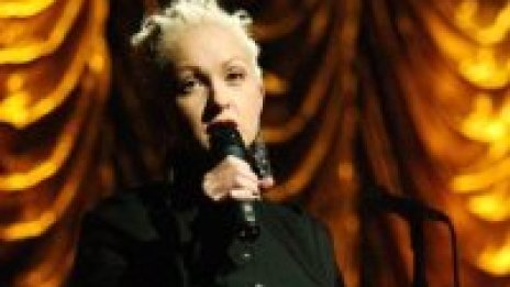 Cyndi Lauper в защита на хомосексуалистите