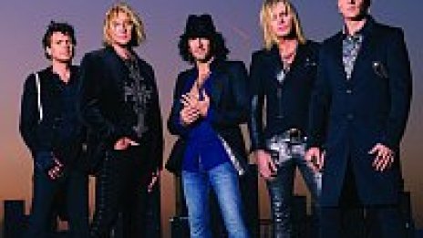 Имаме си безплатен транспорт до Def Leppard и Whitesnake