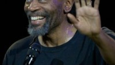 Bobby McFerrin превърна публиката в свой хор!