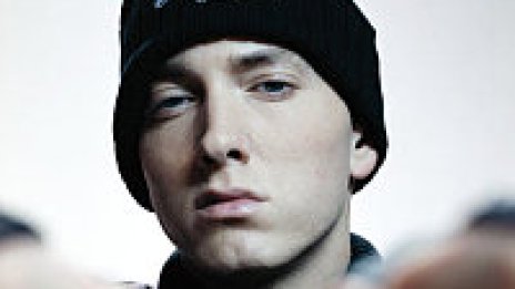 Eminem се завръща