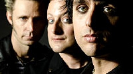 Гледай &quot;21 Guns&quot; на Green Day