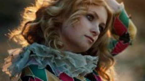 Goldfrapp действат по нов материал