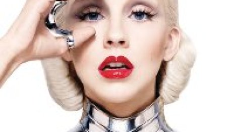 Christina Aguilera се завръща с мръснишки клип и нов албум