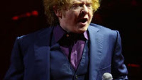 Simply Red се сбогуваха с публиката