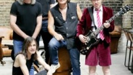 AC/DC издават нов лайв албум