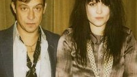 Преслушай Blood Pressures на The Kills