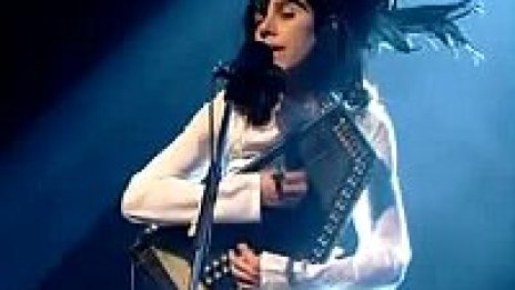 Неотразимата Pj Harvey с две нови видеа