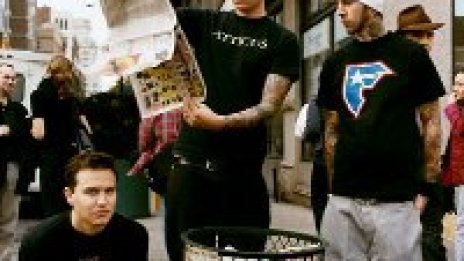 Blink-182 разкриха траклиста на новия албум